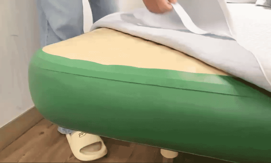 ice2_02.gif