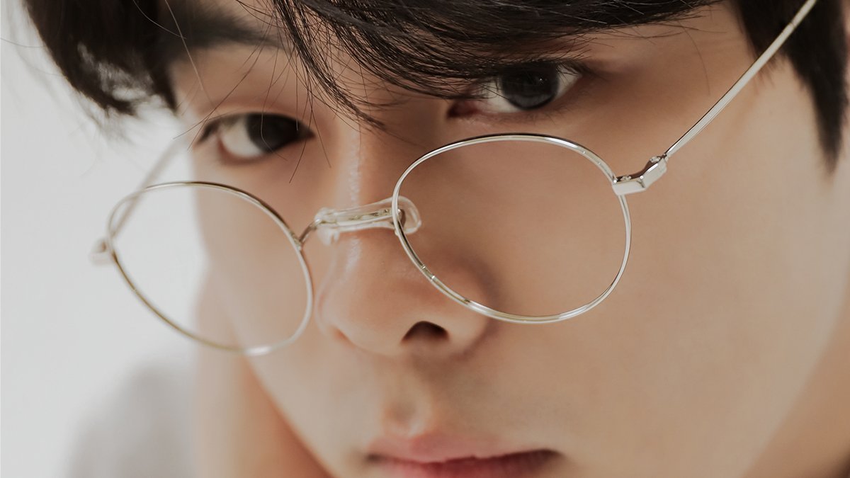 [안경]3컬러동전보다가벼운8g+코자국코받침없는베타티타늄안경